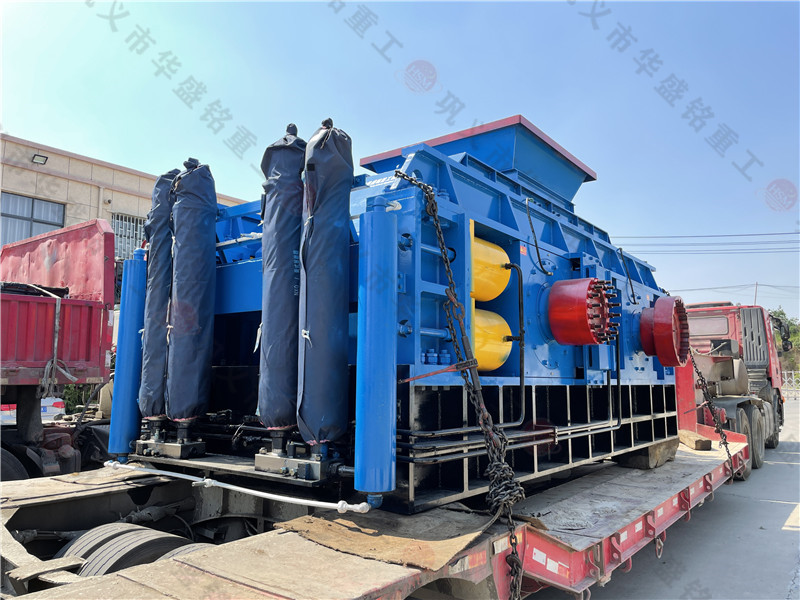大型液壓對(duì)輥制砂機(jī)報(bào)價(jià)多少錢